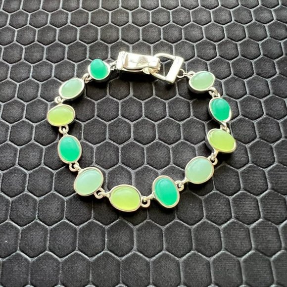 Venice By The Sea Jewelry Jewelry - Sea Glass Bracelet Aqua, Lime Green and Mint Green Made of Sterling Silver
